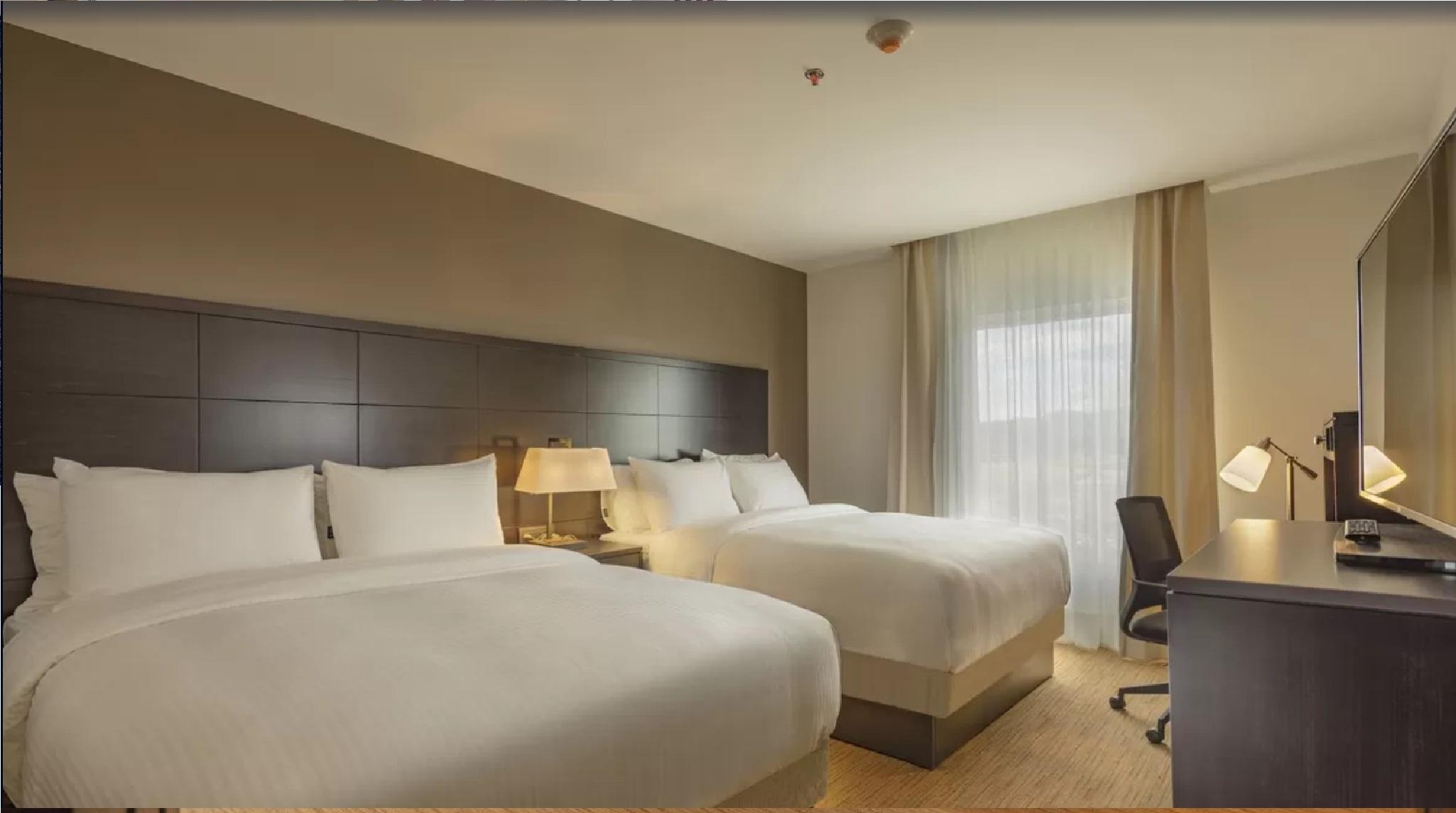 Staybridge Suites Silao By Ihg Exterior photo
