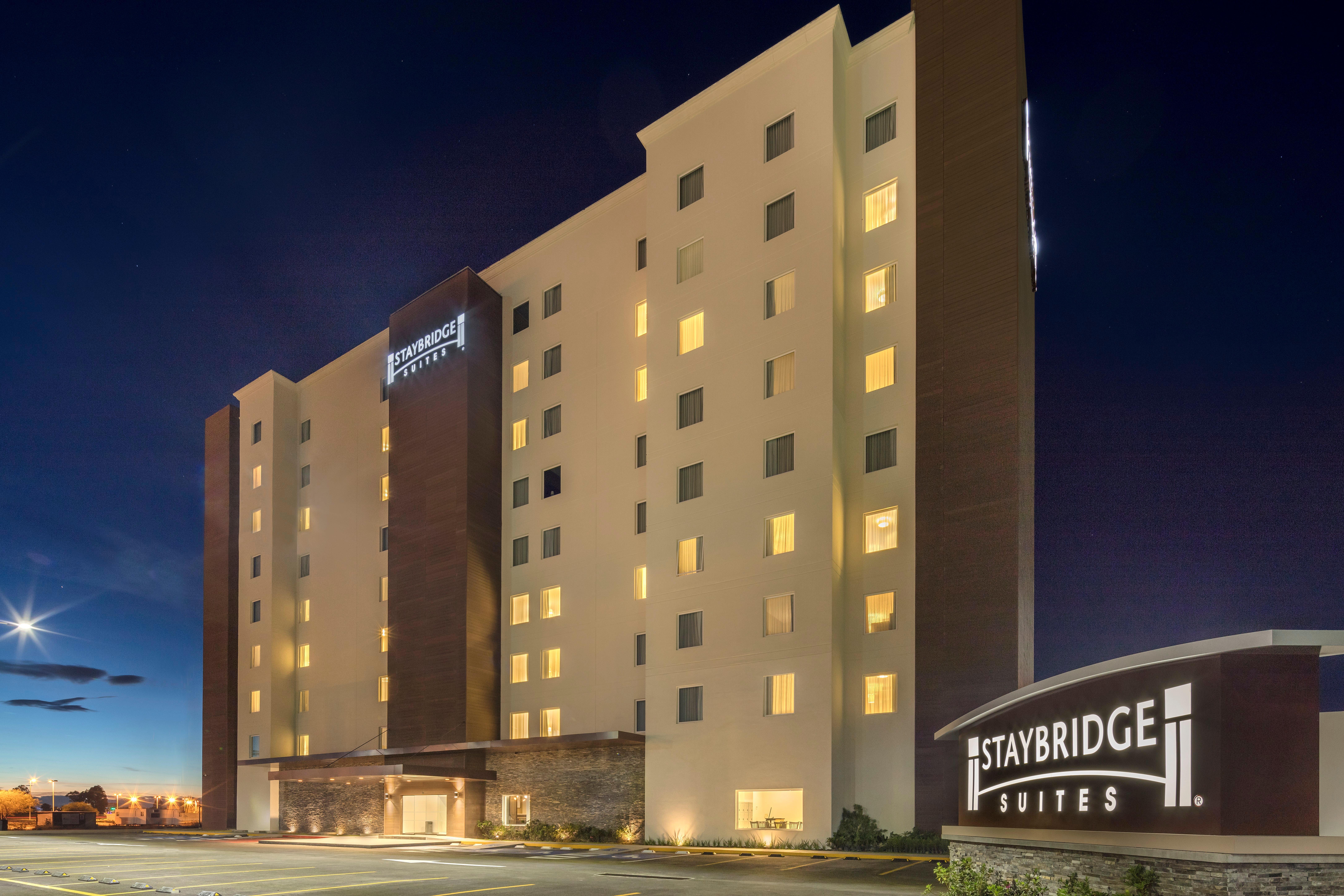 Staybridge Suites Silao By Ihg Exterior photo